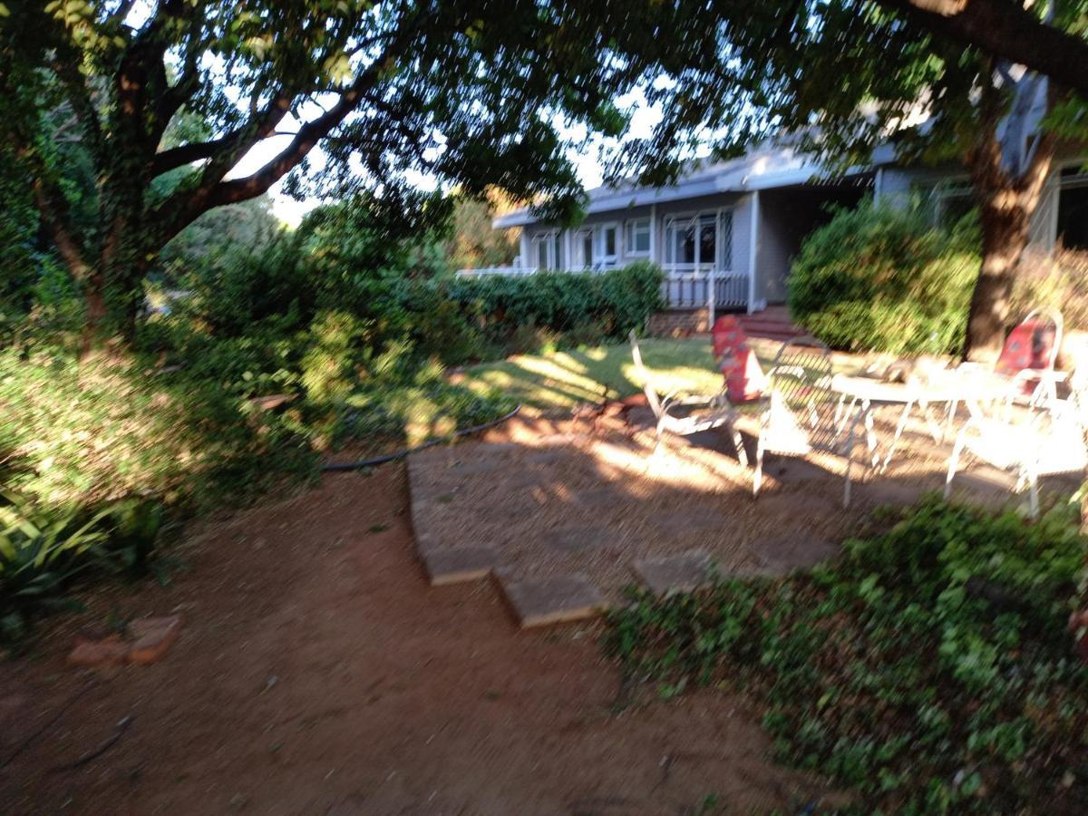 Credo Guest House Bloemfontein Buitenkant foto