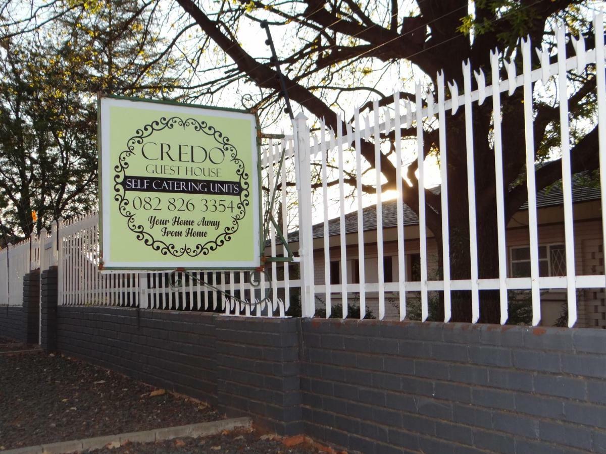 Credo Guest House Bloemfontein Buitenkant foto