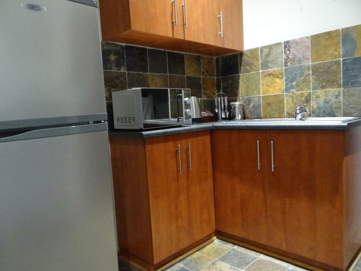 Credo Guest House Bloemfontein Buitenkant foto