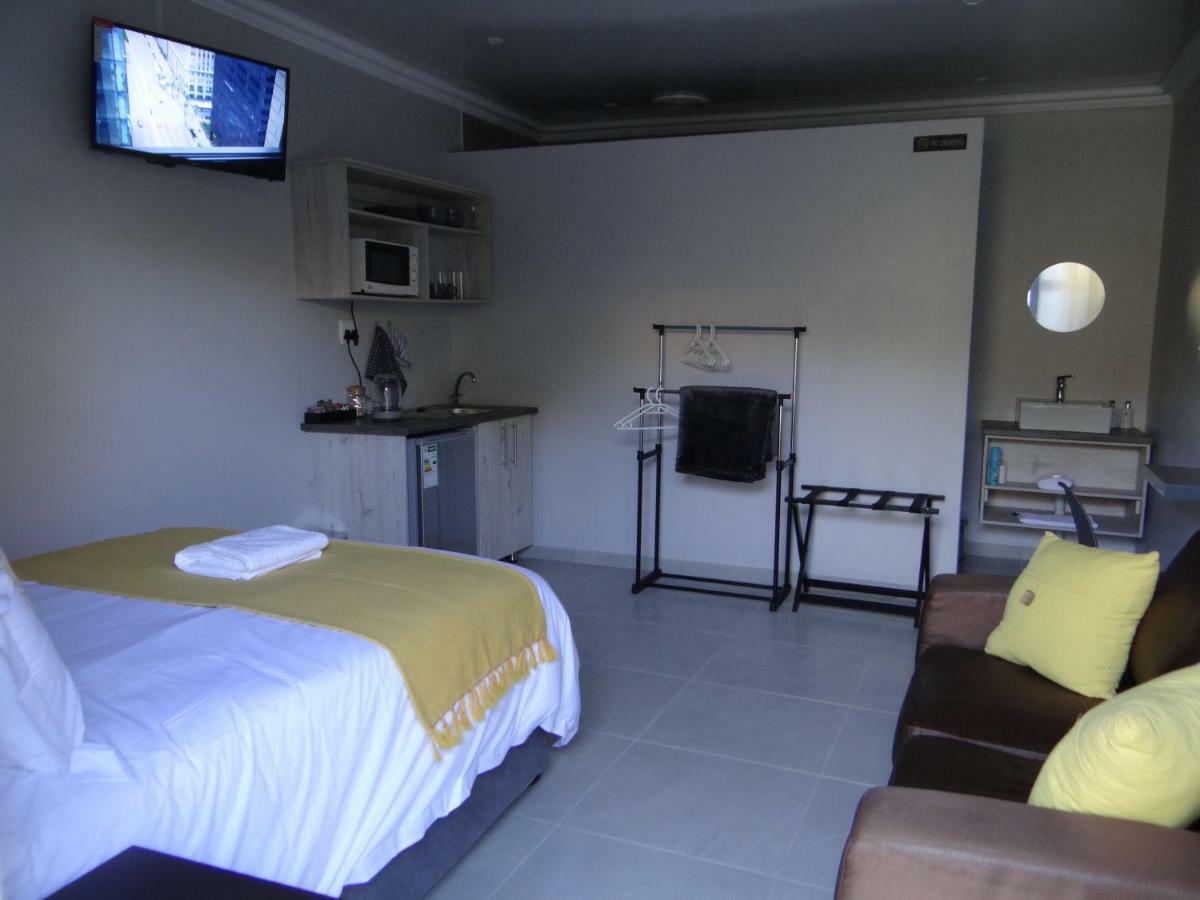 Credo Guest House Bloemfontein Buitenkant foto