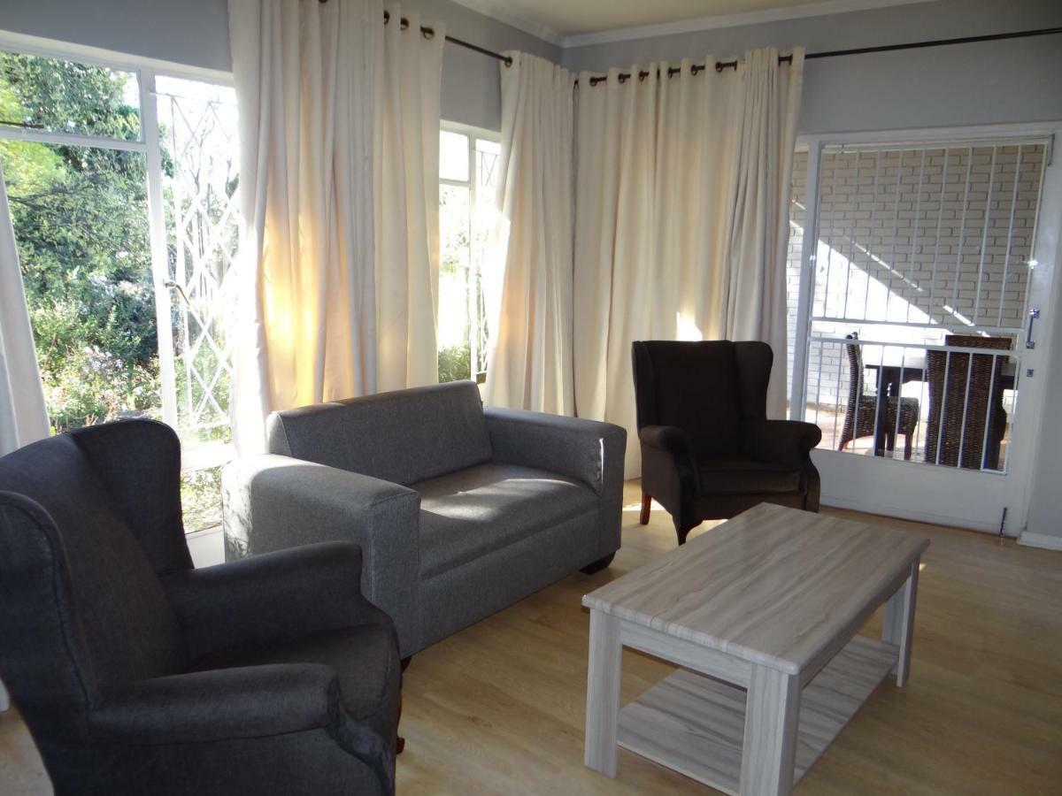 Credo Guest House Bloemfontein Buitenkant foto