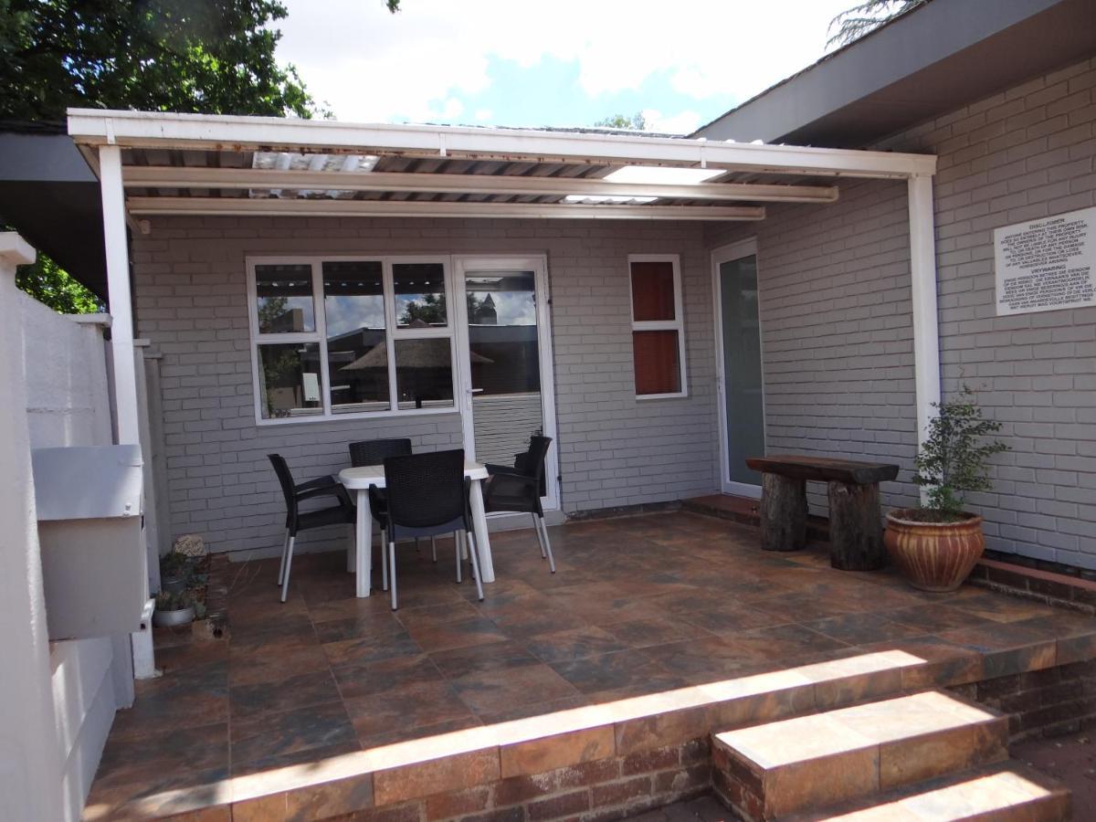 Credo Guest House Bloemfontein Buitenkant foto
